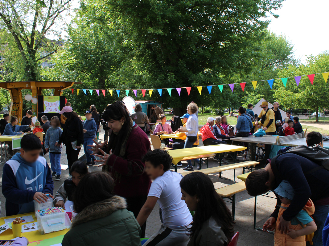 © Mein Block, Mein Kiez – Lesefest auf dem Hertzbergplatz